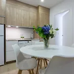 Allo Morenos Vi חרז
